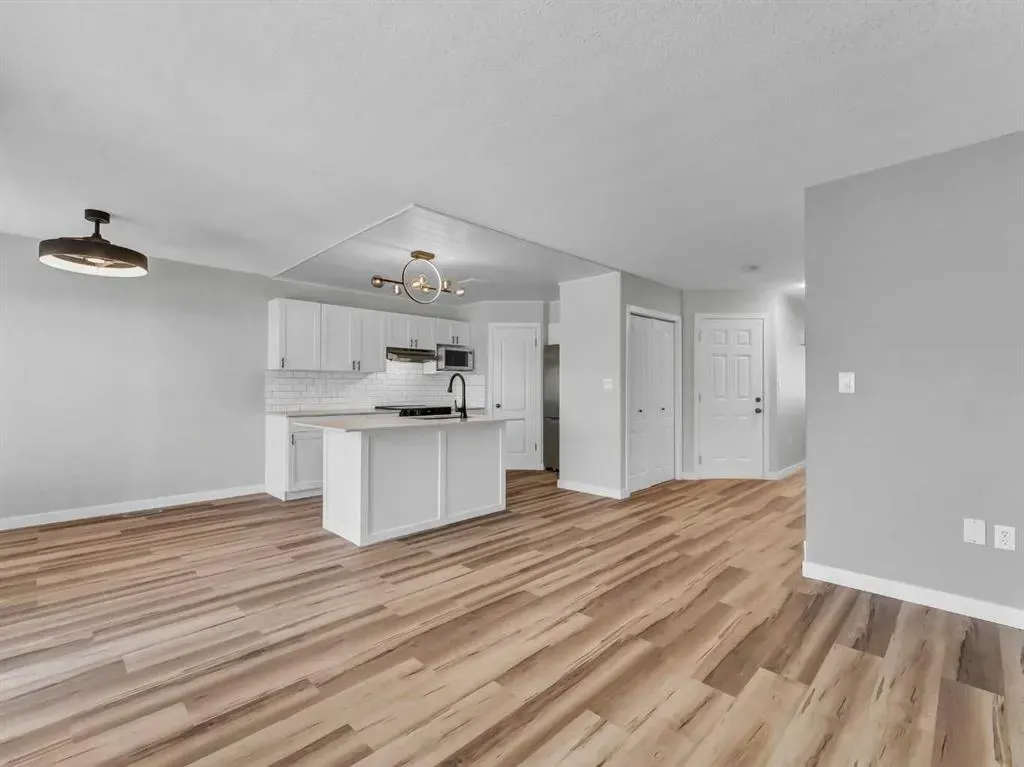 82 Saamis Meadows Lane SW