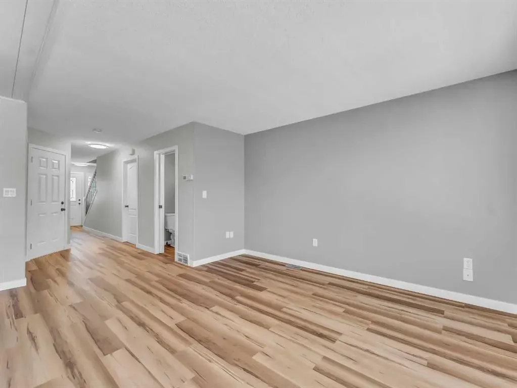 82 Saamis Meadows Lane SW