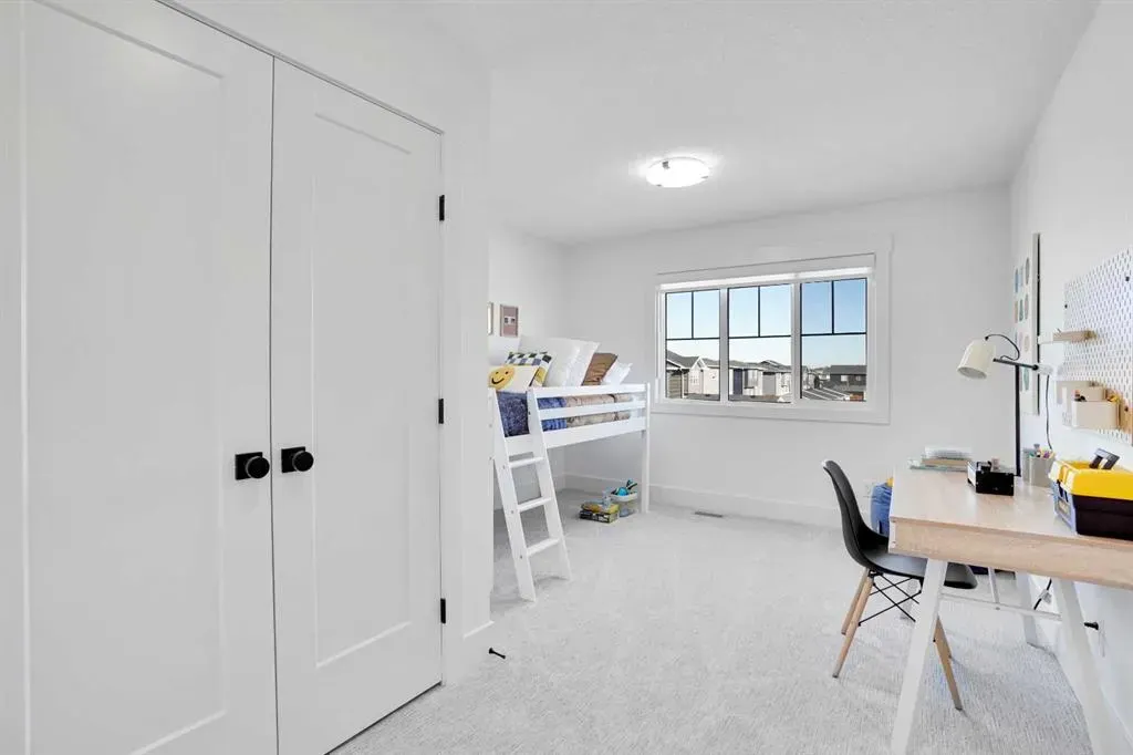 371 Chelsea Passage