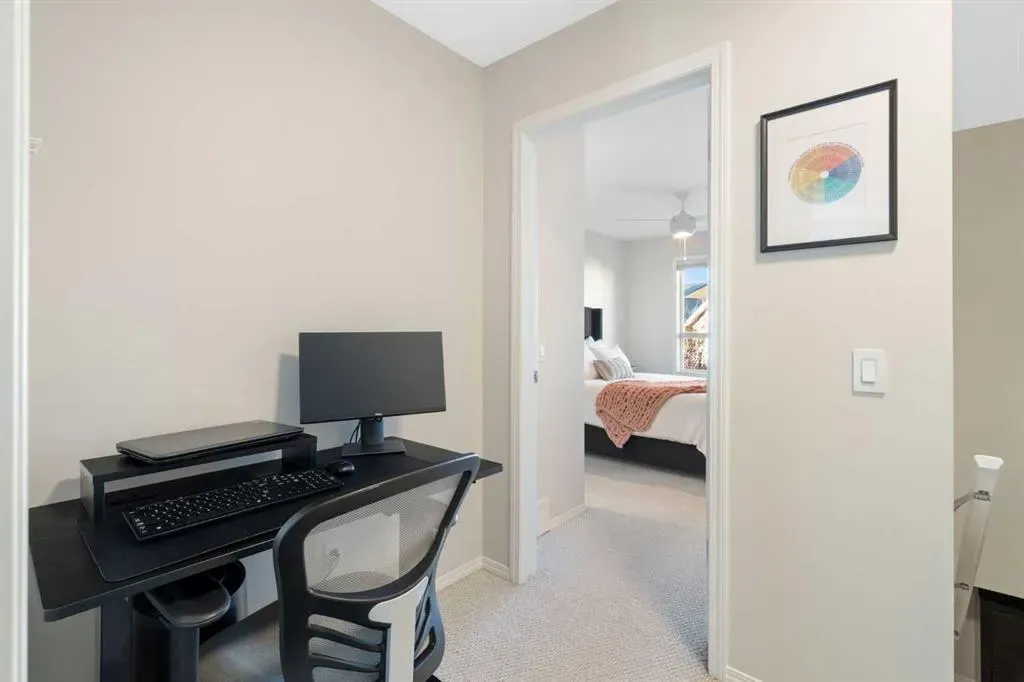 135 Tuscany Court NW