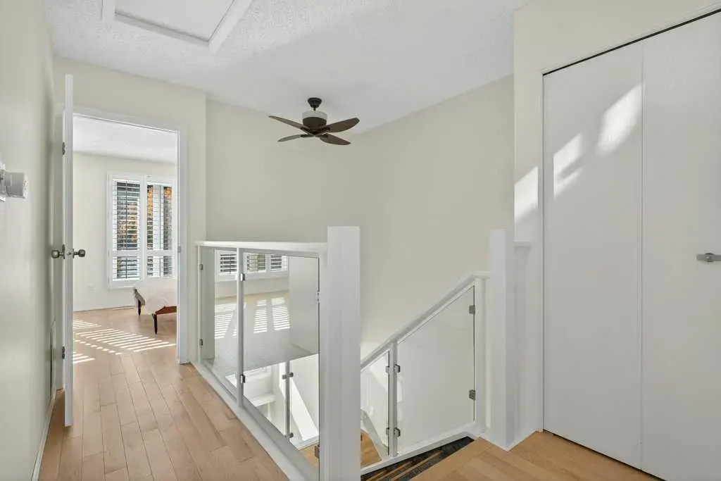 3839 Point Mckay Road NW