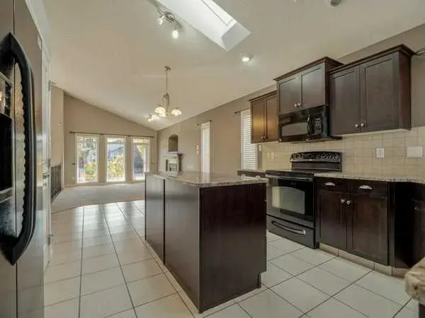 191 Riverstone Boulevard W