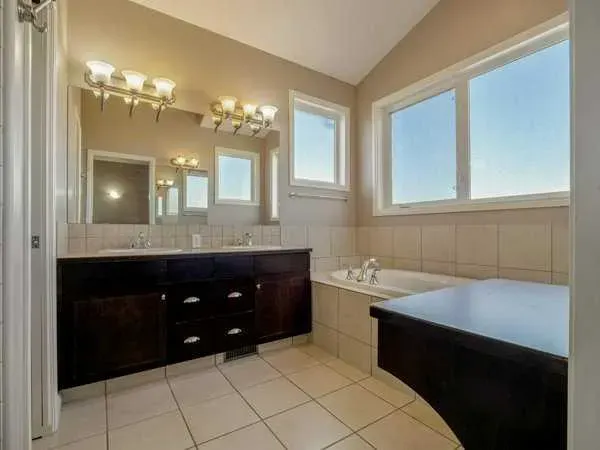 191 Riverstone Boulevard W
