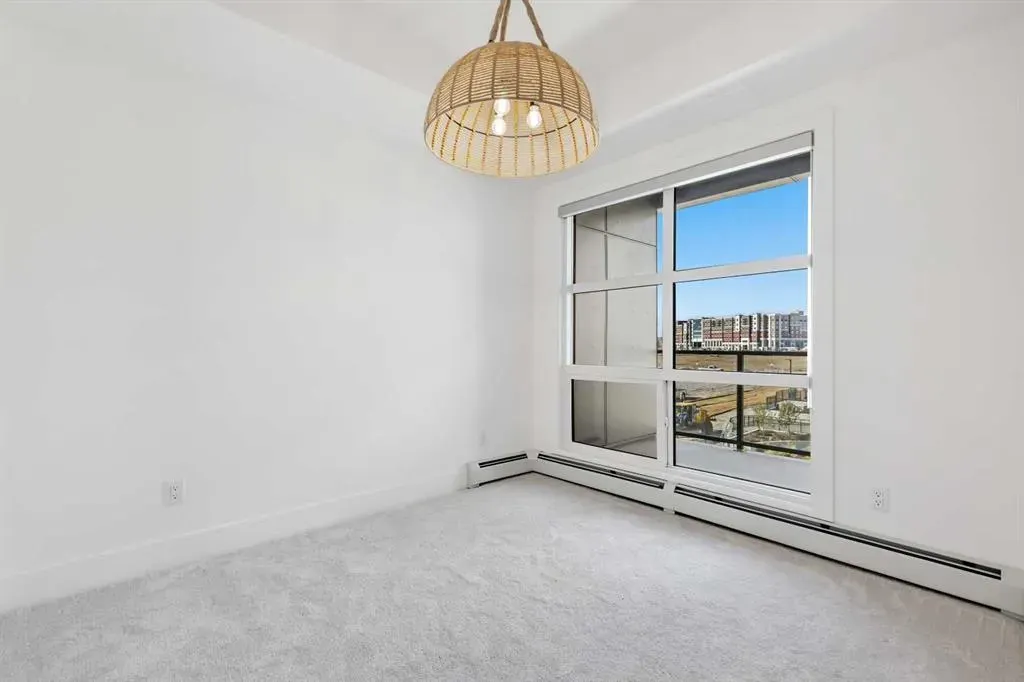 370 Dieppe Drive SW, #313