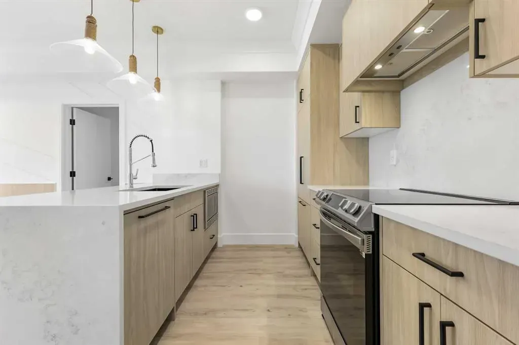 370 Dieppe Drive SW, #313