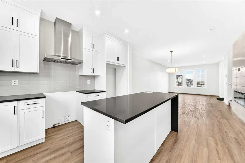 5005 Harmony Circle