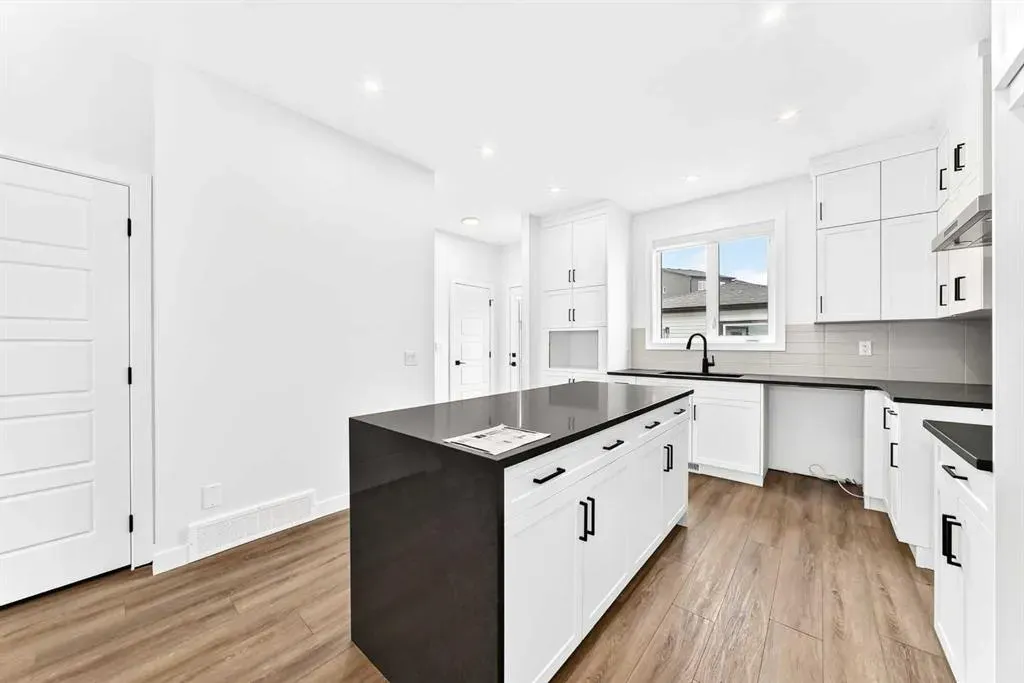 5005 Harmony Circle