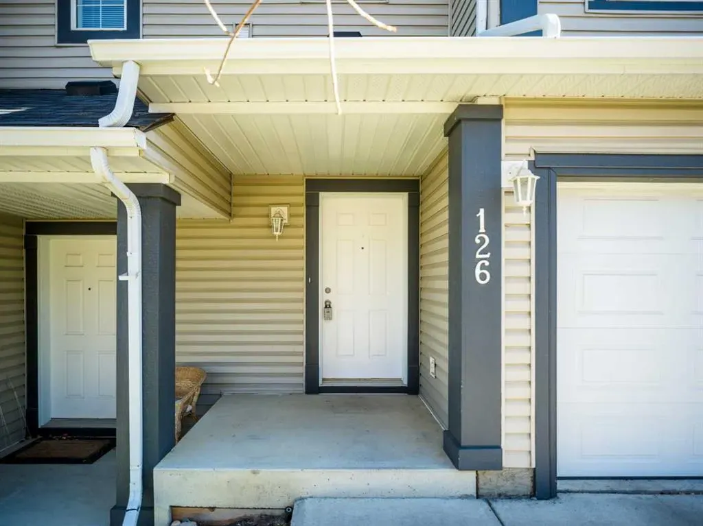 126 Everhollow Heights SW