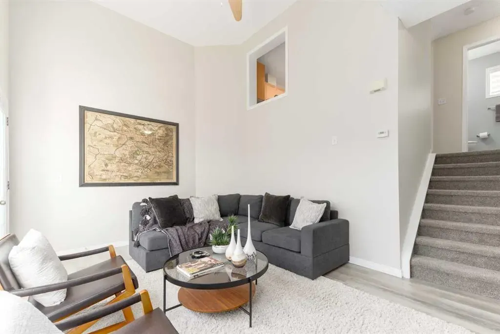 126 Everhollow Heights SW