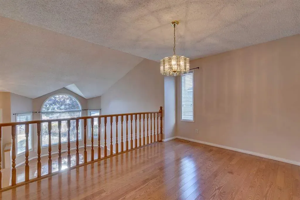 372 Millrise Drive SW
