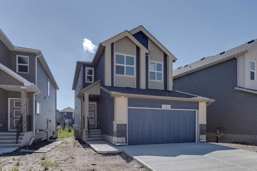 11 Lewiston View NE