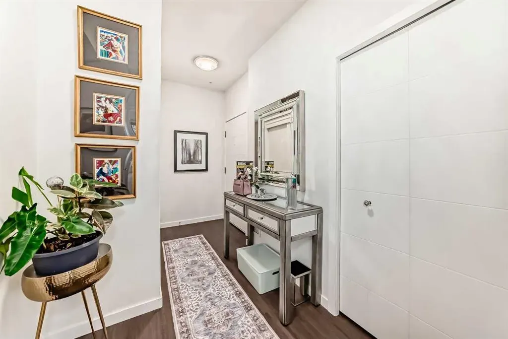 122 Mahogany Centre SE, #202