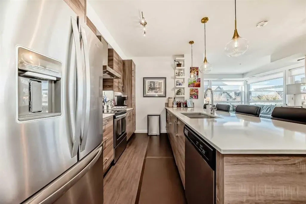 122 Mahogany Centre SE, #202