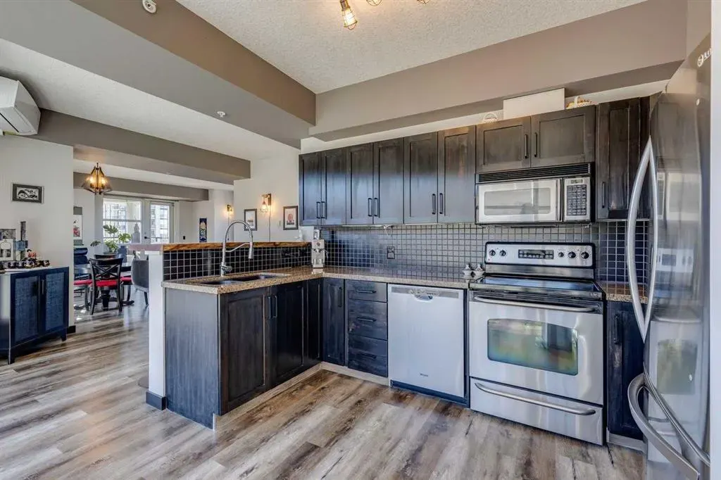 1053 10 Street SW, #2211
