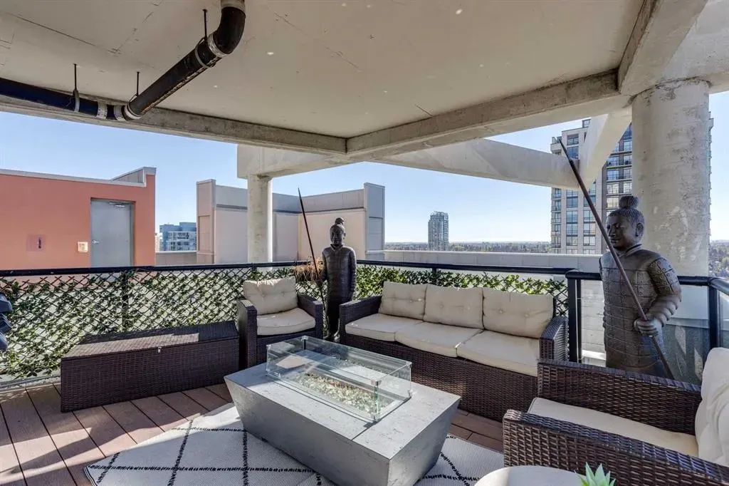 1053 10 Street SW, #2211