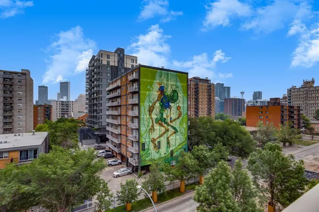 817 15 Avenue SW, #500