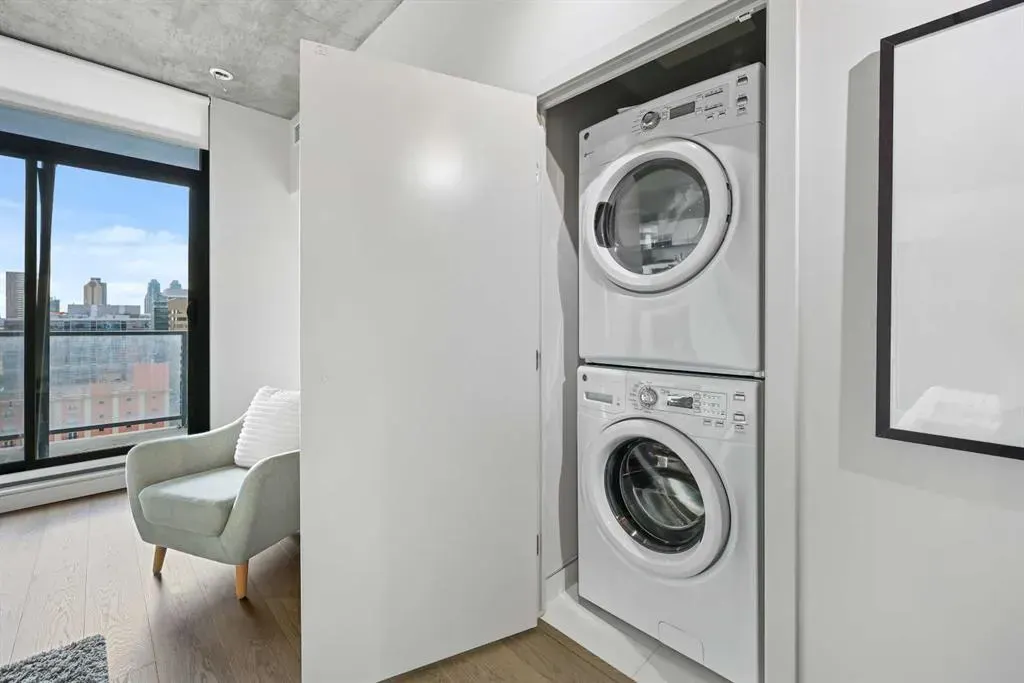 1010 6 Street SW, #1207