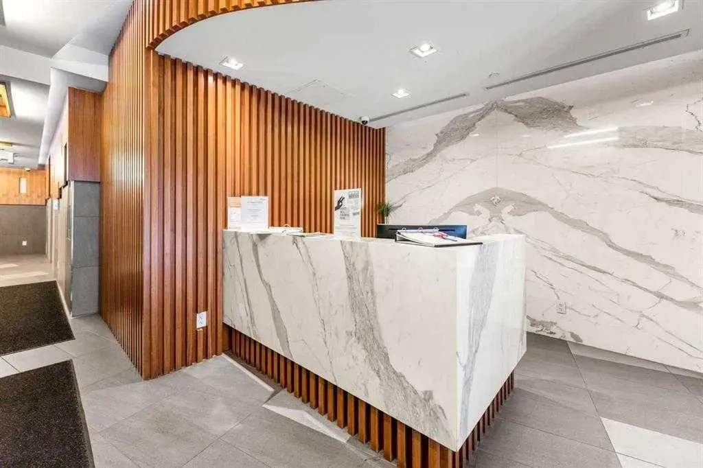 1010 6 Street SW, #1207