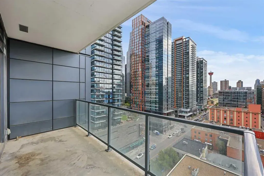 1010 6 Street SW, #1207