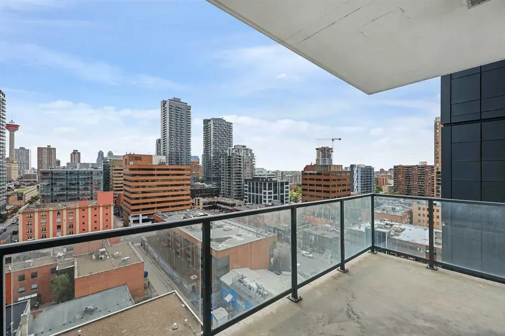 1010 6 Street SW, #1207