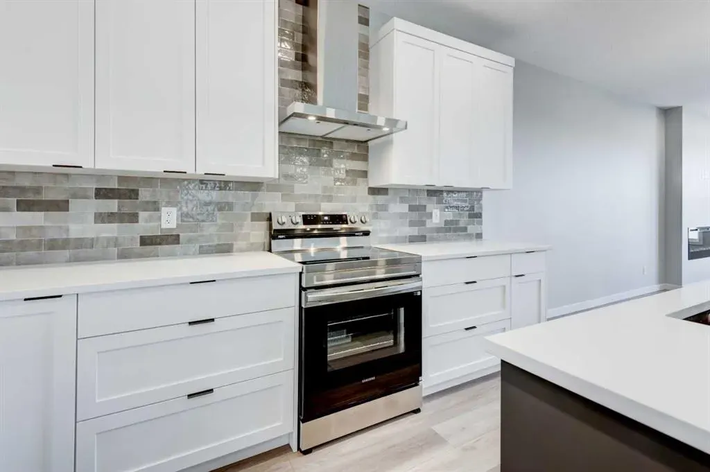 104 Mercado Road SE
