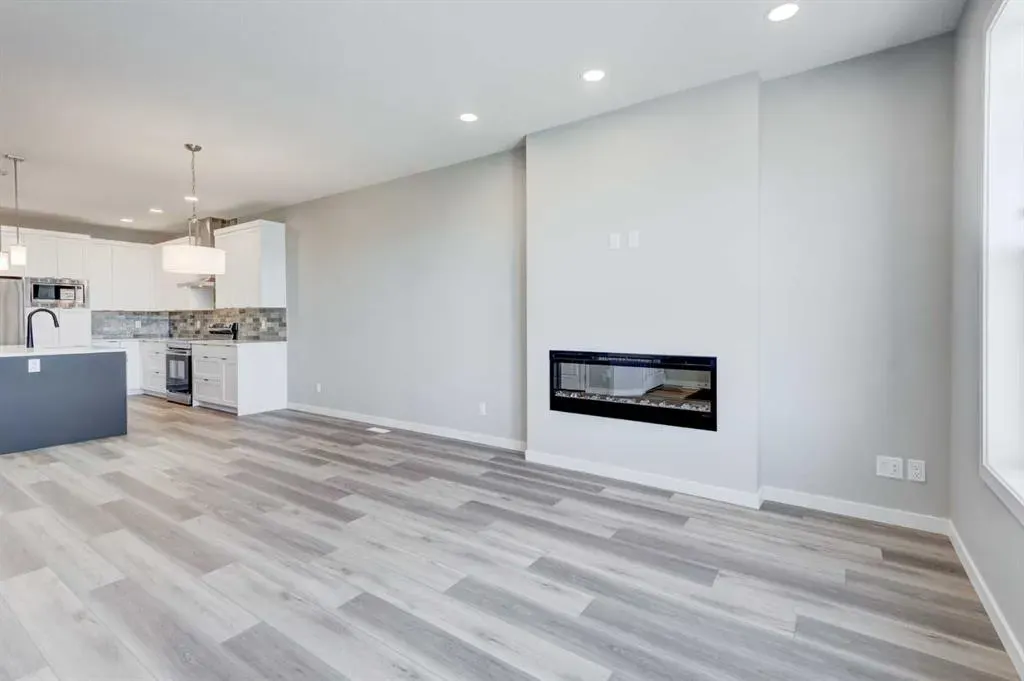 104 Mercado Road SE