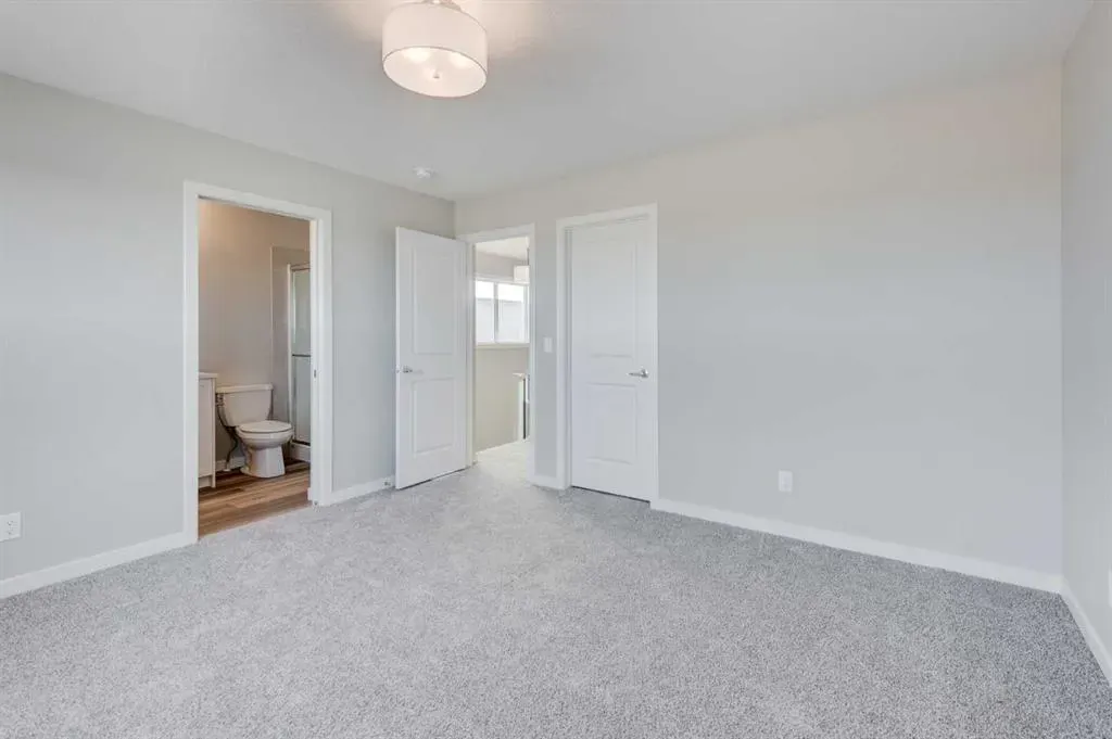 104 Mercado Road SE