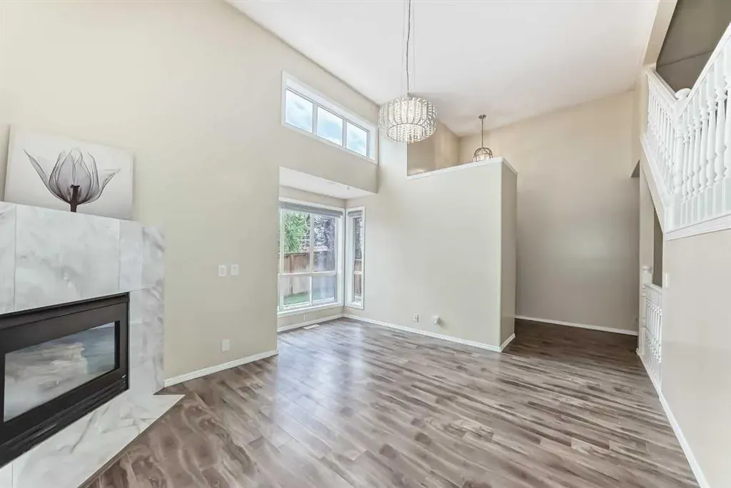 7 Millrose Place SW