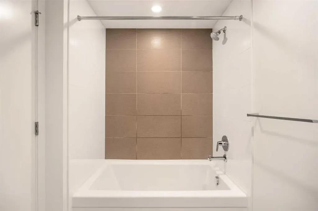 128 2 Street SW, #503