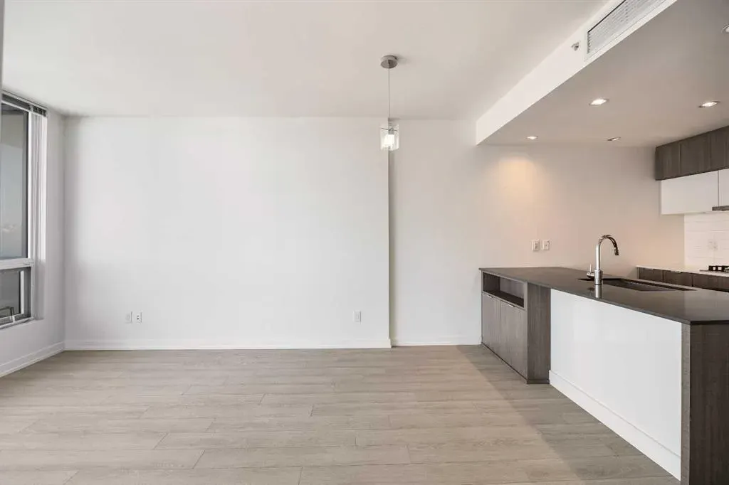 128 2 Street SW, #503