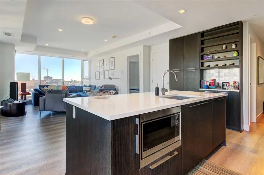 930 16 Avenue SW, #703