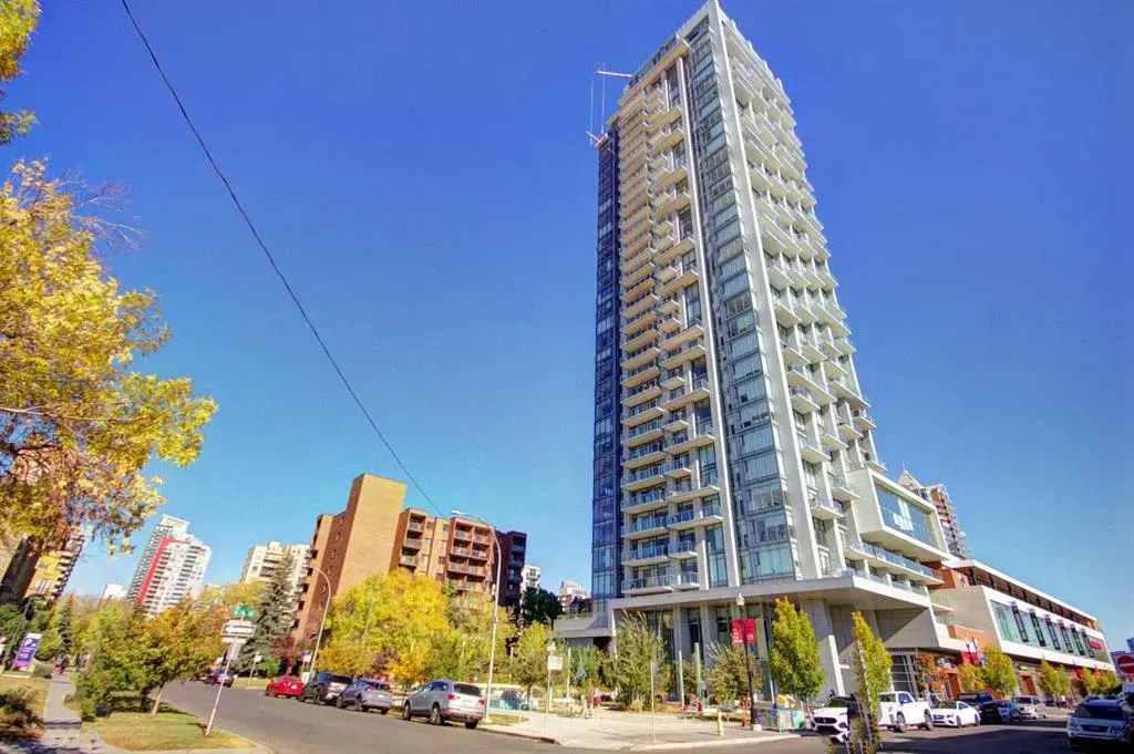 930 16 Avenue SW, #703
