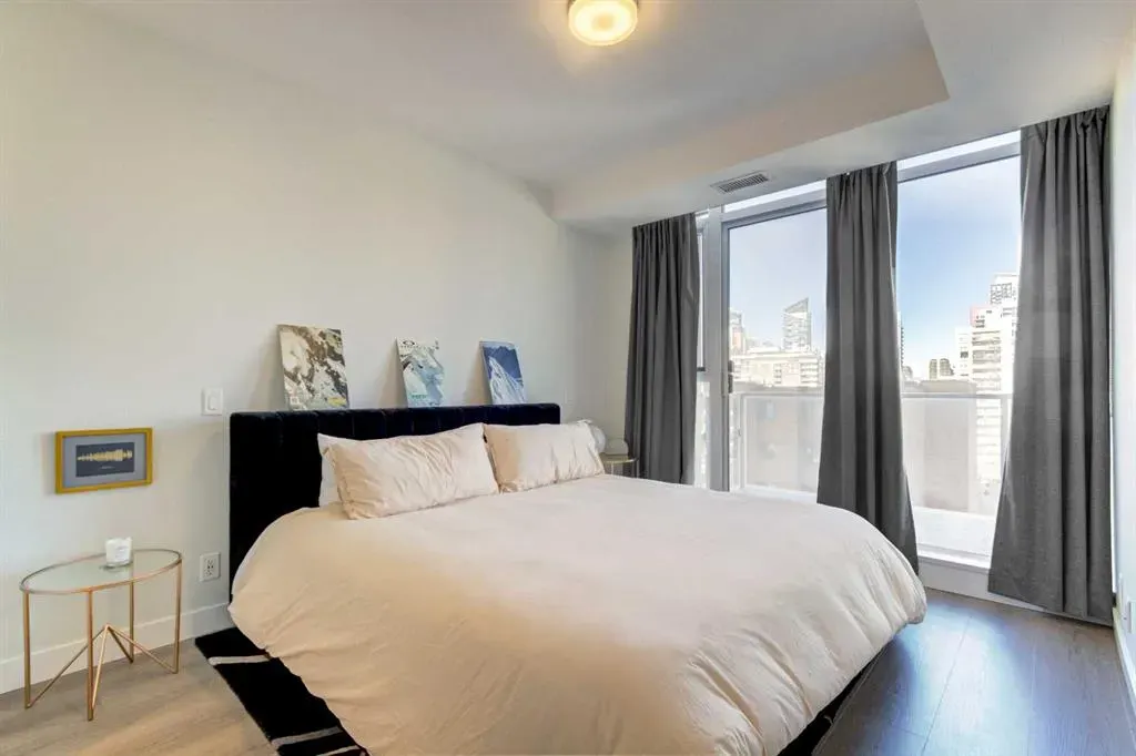 930 16 Avenue SW, #703