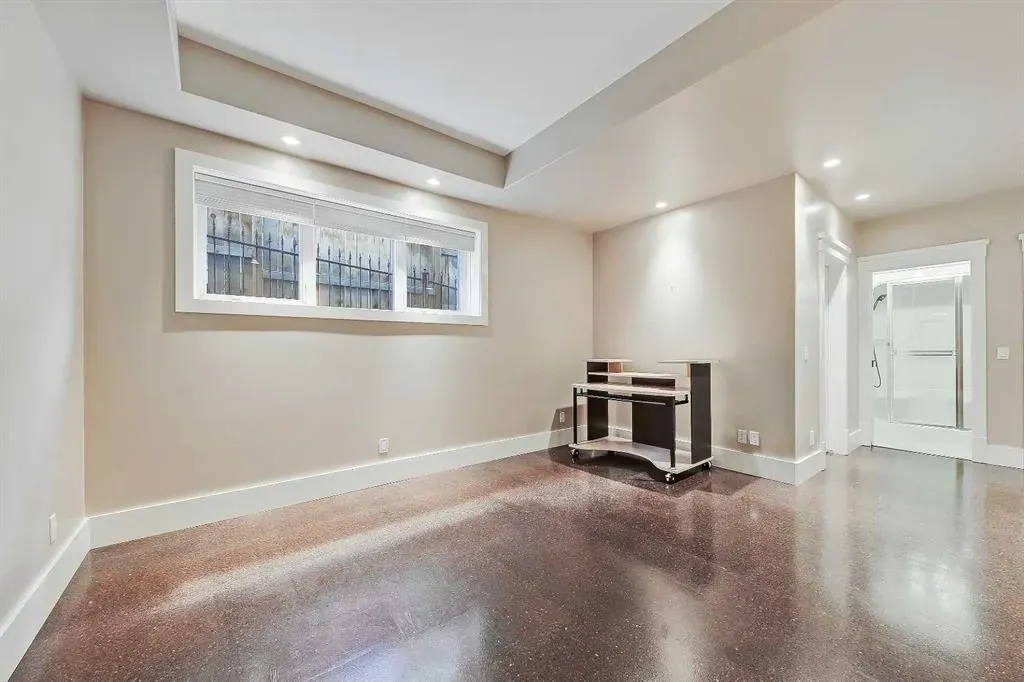 53 Spring Willow Terrace SW