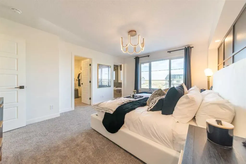 76 Creekside Path SW