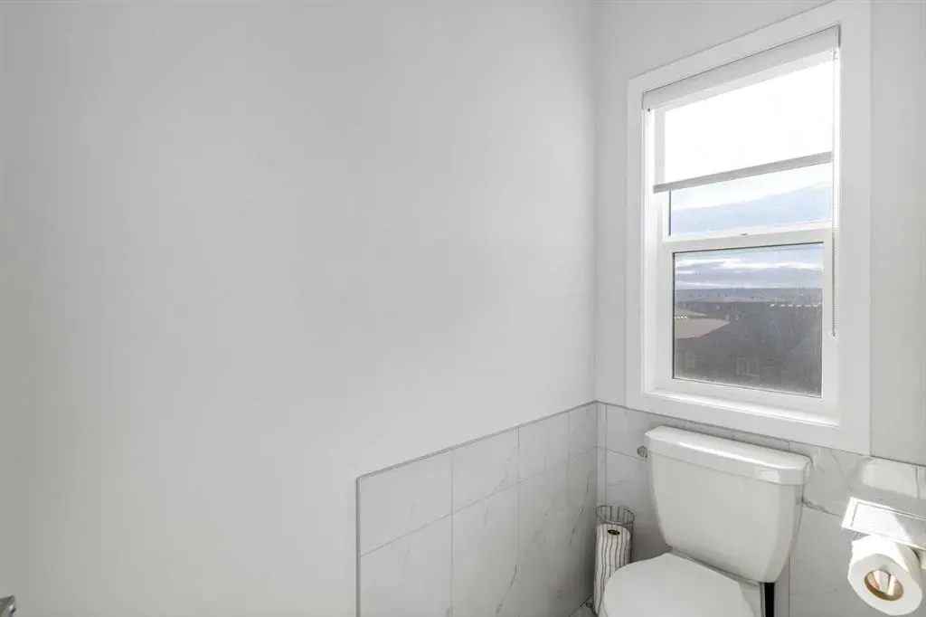27 Lucas Terrace NW