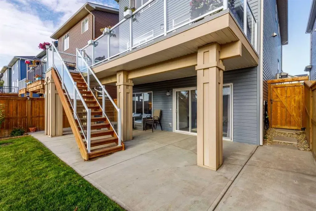 27 Lucas Terrace NW