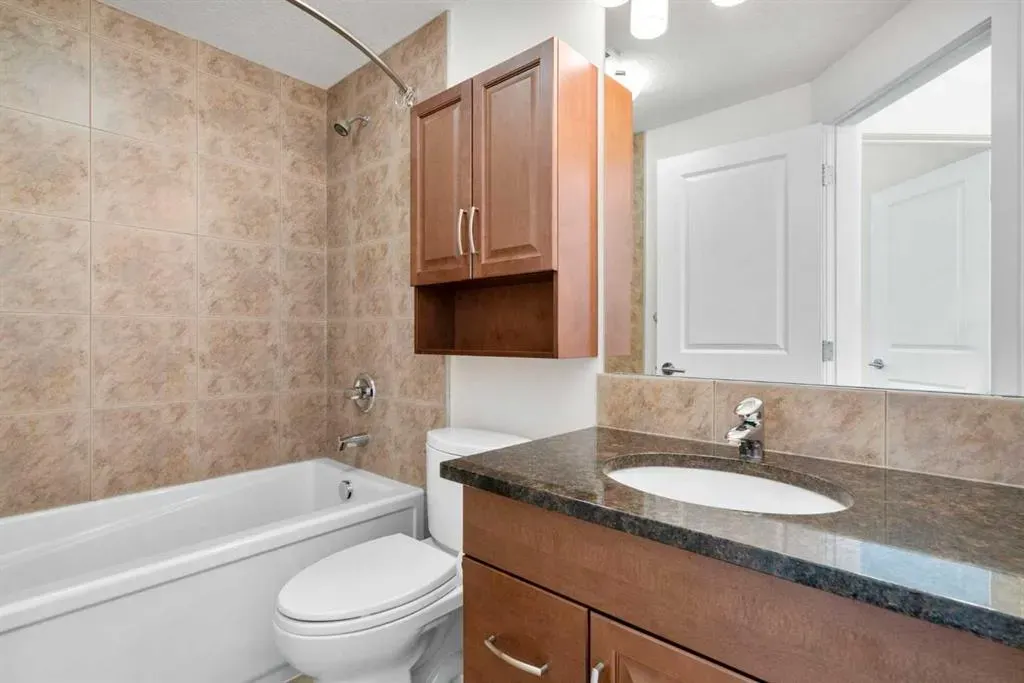 24 Varsity Estates Circle NW, #402