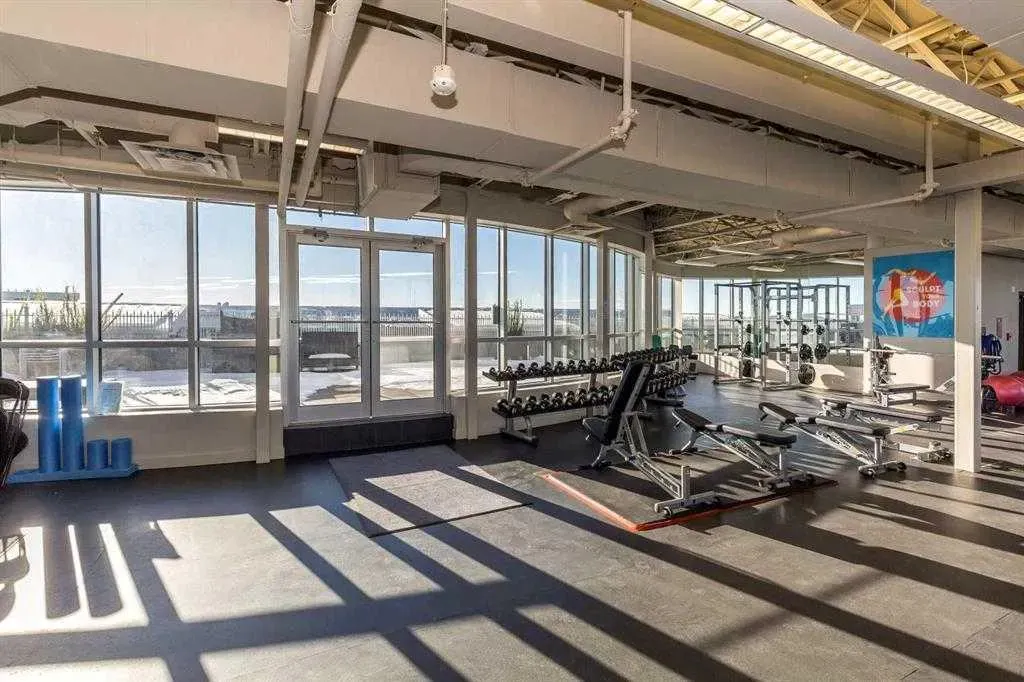 24 Varsity Estates Circle NW, #402