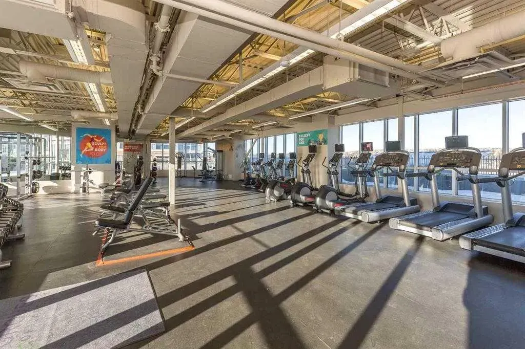 24 Varsity Estates Circle NW, #402