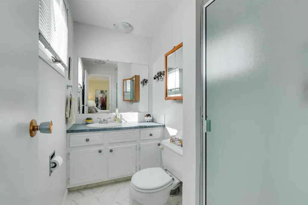 471 Queen Charlotte Road SE