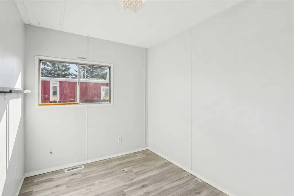 12 Spring Haven Road SE
