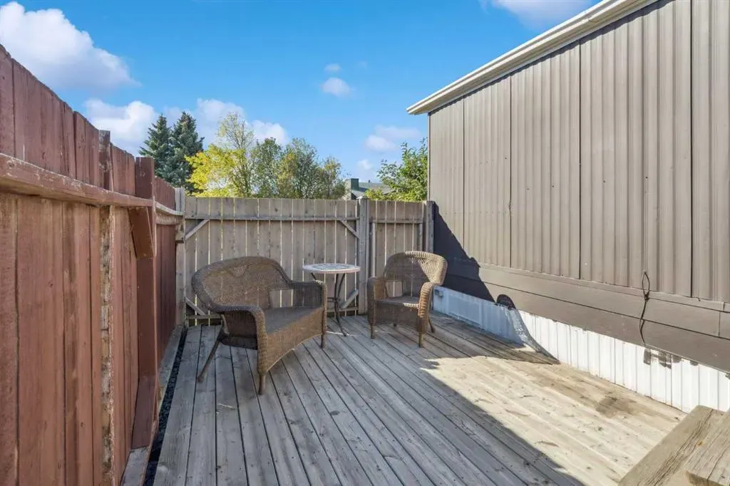 12 Spring Haven Road SE