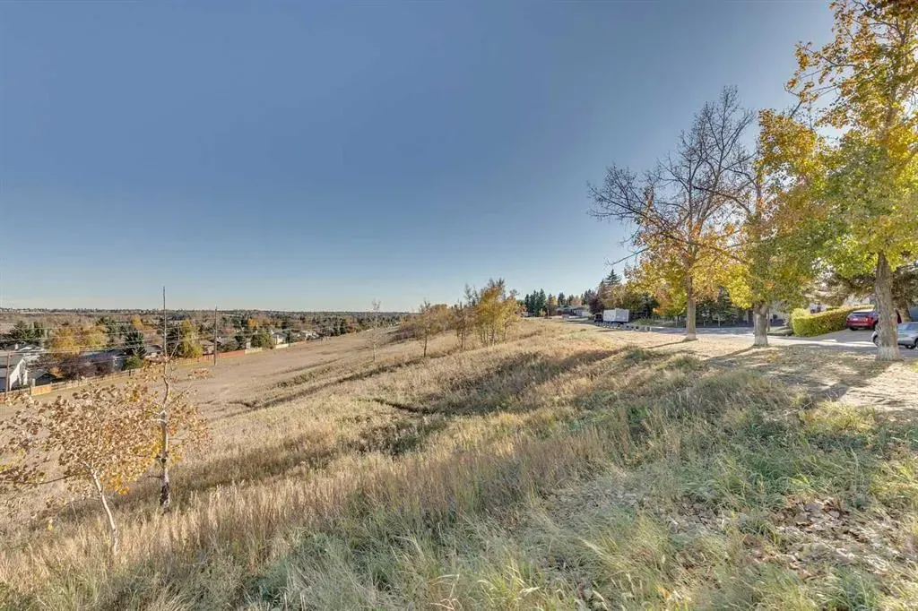 280 Deercliff Road SE