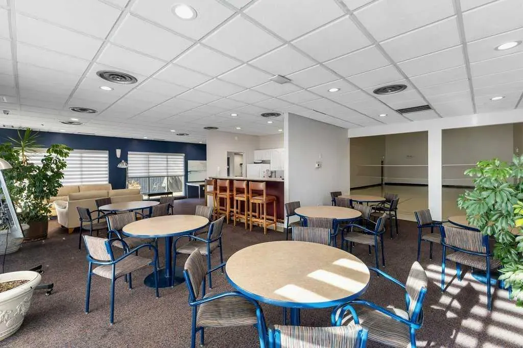 5400 dalhousie Drive NW, #56