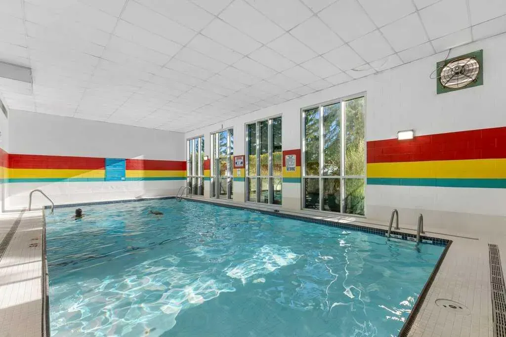 5400 dalhousie Drive NW, #56