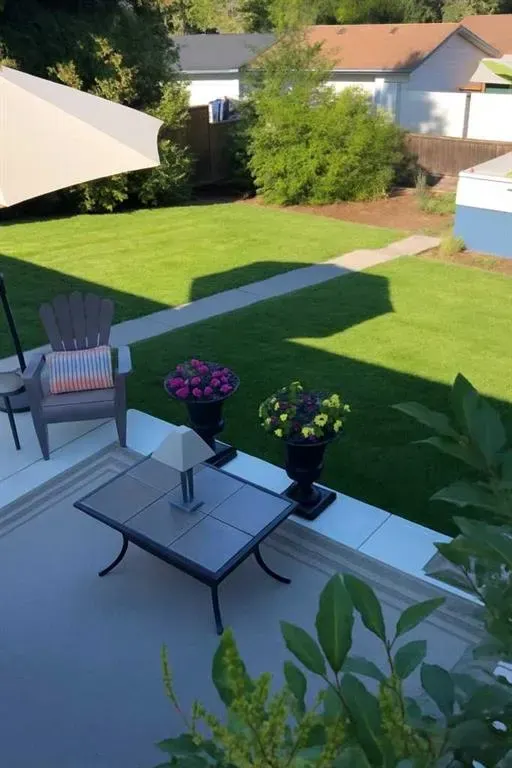 827 Canaveral Crescent SW