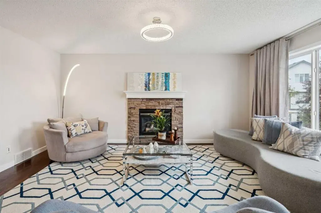 171 Everhollow Way SW