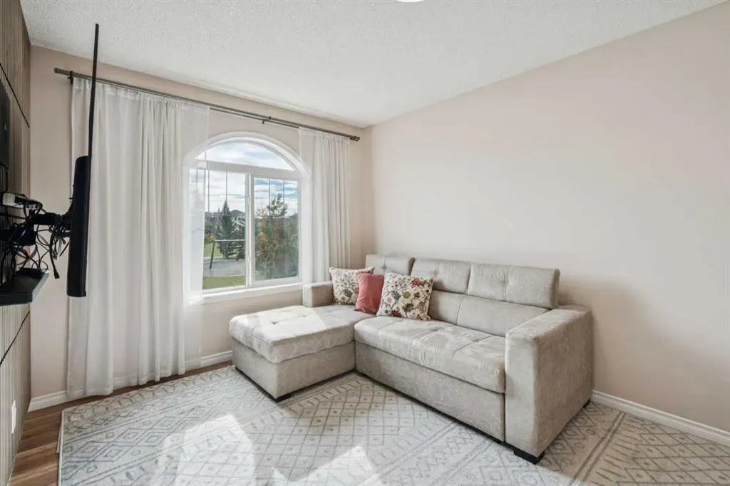 171 Everhollow Way SW