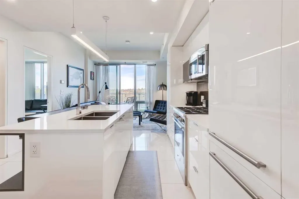 1020 9 Avenue SE, #704